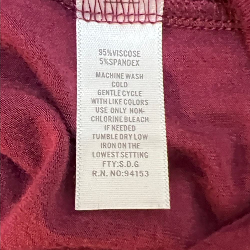 Women’s XL Hannah Burgundy Blouse with Embroidered Detail Bell Sleeve Curved Hem - Picture 9 of 9
